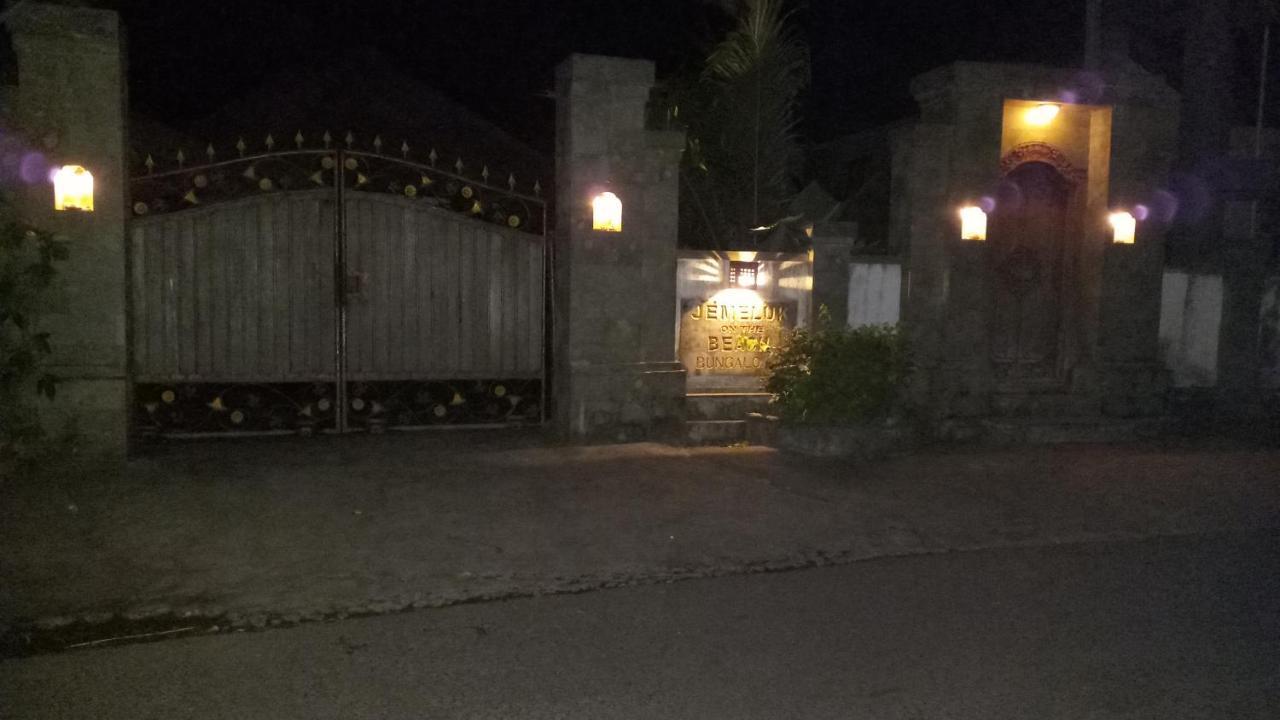 Jemeluk Beach Bungalows Amed Buitenkant foto
